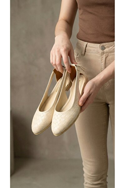 Beyond Women's Beige Open-Side Bowknot Knitted Patterned Leather Ballerinas 1...