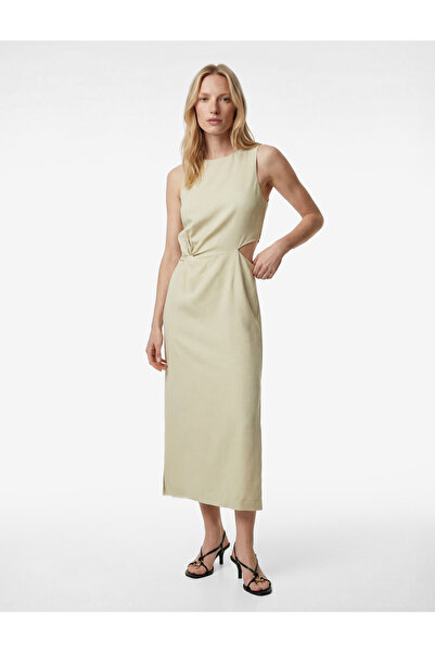 Koton Keten Görünümlü Slim Fit Bisiklet Yaka Kolsuz Pencere Detaylı Midi Elbise