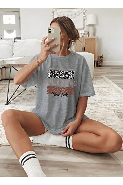 caddekombin Ženske leopard čarape Štampano okrugla kragna sive T-shirt