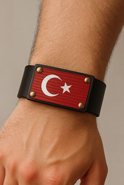Herşey Nota Türk Bayraklı Siyah Kırmızı Deri Bileklik | 3 Çıtçıtlı Unisex Tas...
