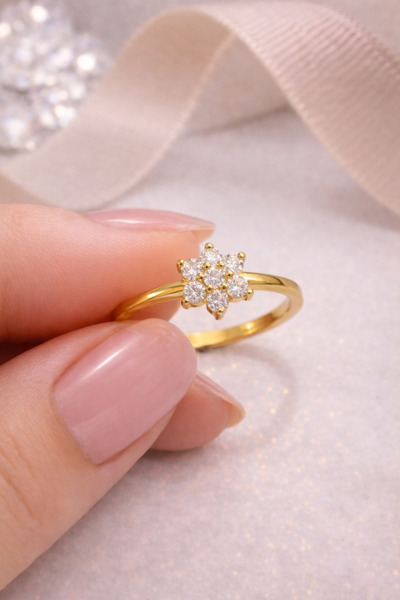 Siset Gümüş 925 Ayar Sarı Altın Kaplama Zirkon Taşlı Papatya Model Gümüş Yüzük