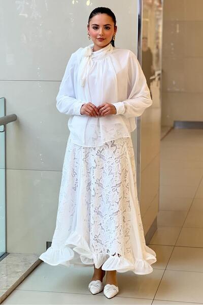 Ghisa Etek Ucu Güpür Fırfırlı Bluz Takım