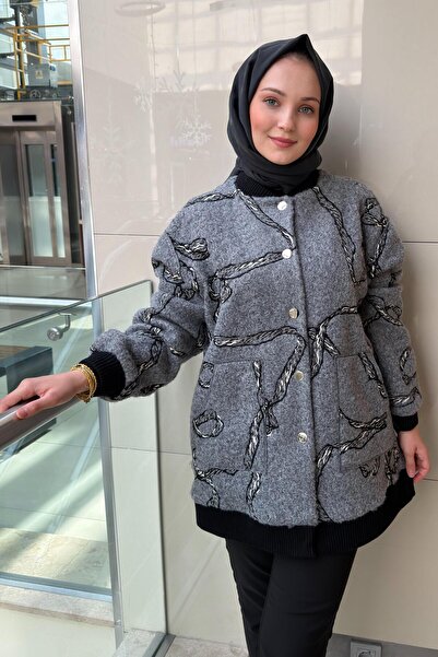 Ghisa Random Desen Önden Çıtçıtlı Kuzu Kap