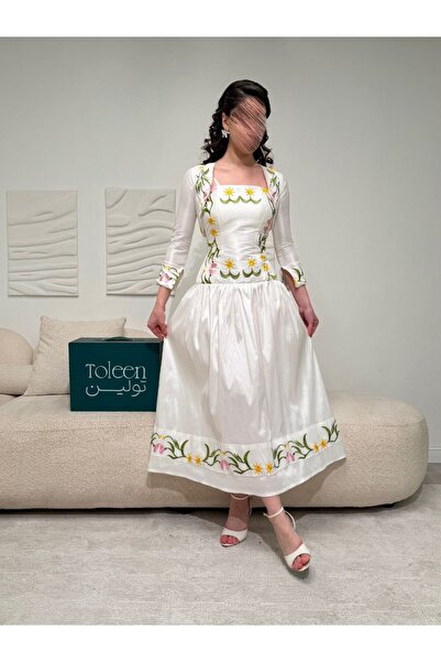 Genenic فستان زاهي انيق ابيض بزهور