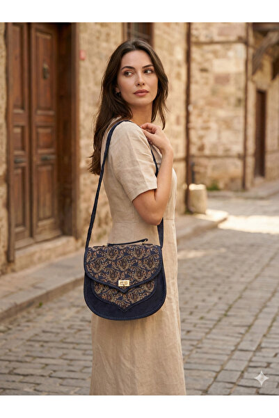 STAMBOUL حقيبة نسائية من التنجيد - هدية عيد الحب مصنوعة يدويًا بنمط الشال