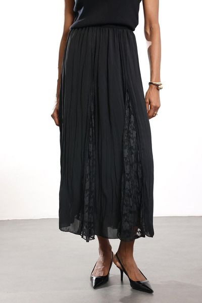 My Blog Black Lace Detailed Pleated Skirt - 3371