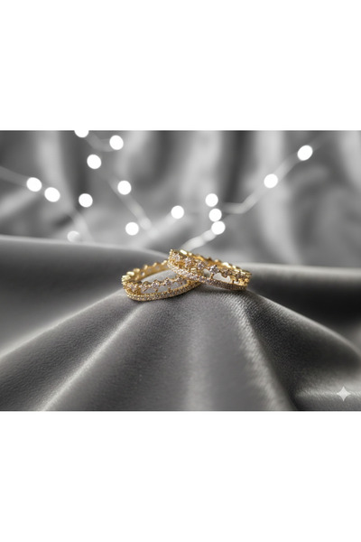 SNY Butik Sıralı Baget Ve Yuvarlak Taşlı Prenses Model Gold Alyans Tarzı Yüzük