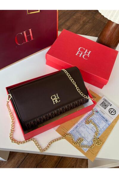 GGGG Bags with their accessories