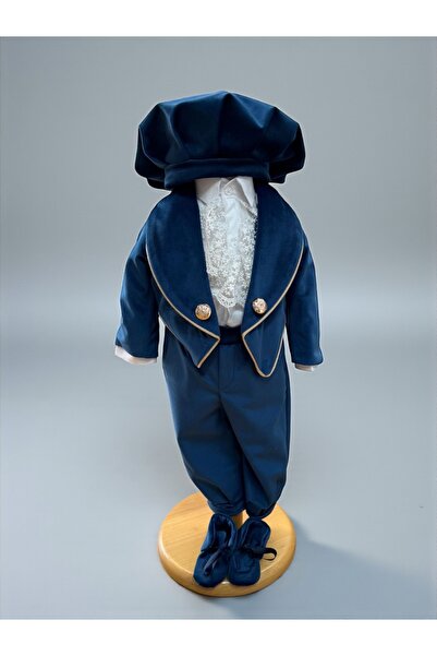 Inovius Μπλε βαπτιστική στολή, τύπωμα με φτερά - DPH300 - Μέγεθος: 6-9 μηνών