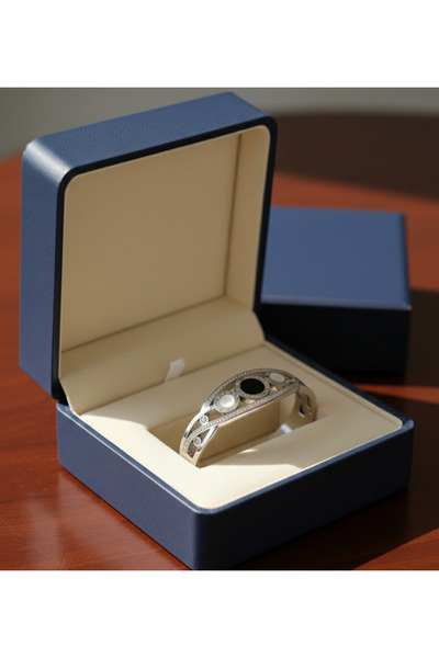 staınless steel Silver Color Black/White Motif Steel Handcuff Bracelet