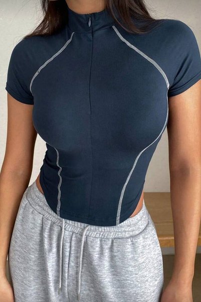 İlayda Toprak Spark Navy Blue Short Sleeve Lapel Zipper Slim Fit Blouse with Reverse Stitch Detail