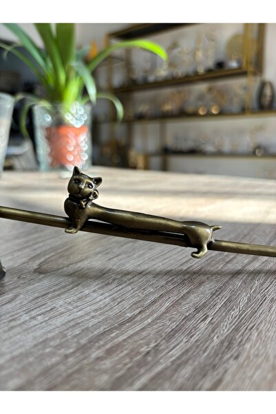 Mercan Tasarım Atölyesi PİRİNÇ UZUN KEDİLİ MUM SÖNDÜRÜCÜ-ANTİK BRONZ