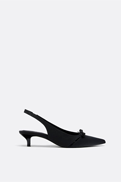 Stradivarius Pencere detaylı kısa sivri topuklu ayakkabı