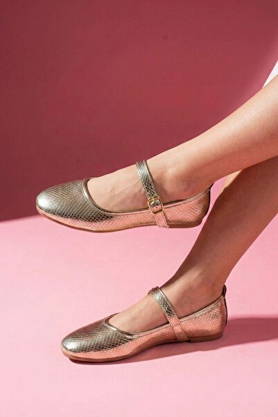 FUGA MODA Dorata Gold Color Snake Skin Motif Belted Ballerinas