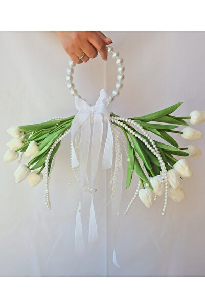 B.A.M.Bir An Meselesi MODERN LALE GELİN BUKETİ