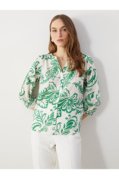 LC Waikiki بلوزة نسائية مزينة بالزهور من UZG STORE من ستايل شايبيرز كاشيك روبا