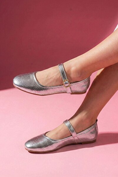 FUGA MODA Dorata Silver Color Snake Skin Motif Belted Ballerinas