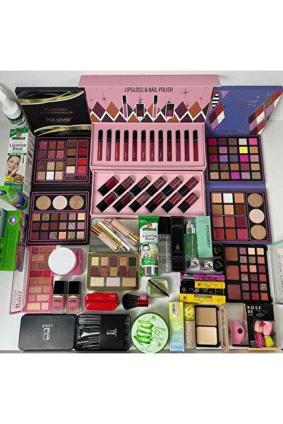 FOR LOVER A complete beauty set with long-lasting wear and a smooth finish