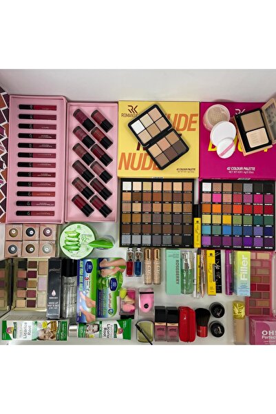 FOR LOVER A complete makeup set – everything you need in one product