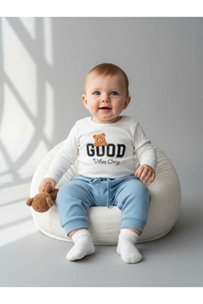Zekids Baby Good Vibes Only Written Long Sleeve Snap-On Bodysuit