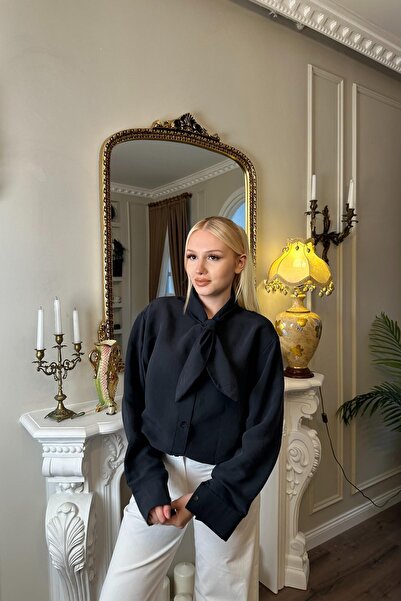 lizge giyim Blazer with Collar Fastening Detail