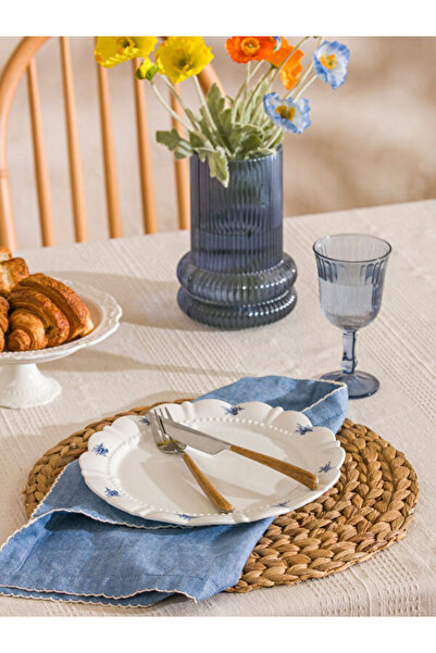 LC Waikiki Rmz Gi̇yi̇m Farkiyla Printed Porcelain Plate 25 cm