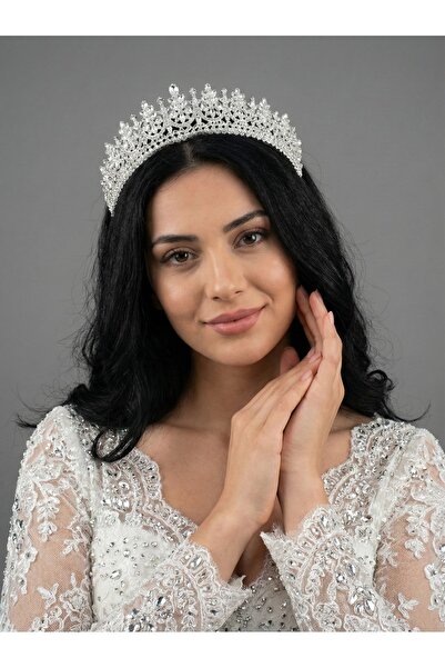 Magic Tiara Işıltılı Zarafetin Simgesi – Yüksek Formlu Taşlı Gelin Tacı