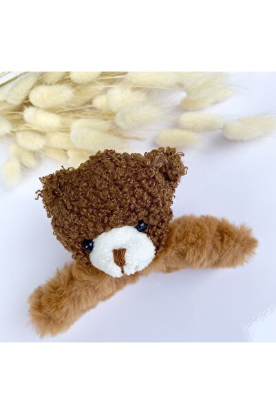 SHEKER HOME Teddy Plush Latch Buckle - Dark Brown