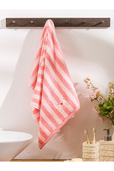 LC Waikiki Rmz Gi̇yi̇m Farkiyla Line Embroidered Face Towel 50X80 cm