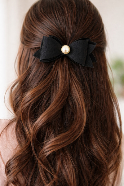 DOĞALYA Cataramă automată din pâslă cu fundă de perle pentru femei