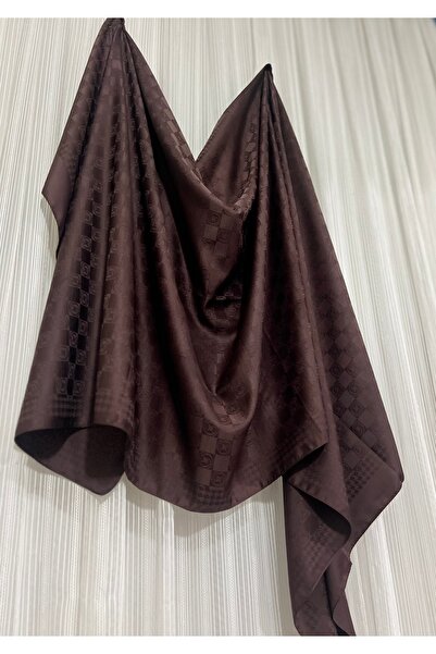 By Aheli Jakarlı Saten Polyester Şal – Monogram Desenli