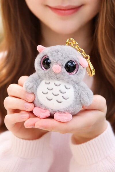 TOYFEST سلسلة مفاتيح على شكل بومة من القطيفة - 10 سم