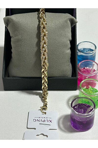 XUPING JEWELRY Twisted Model Stone-Studded Steel Bracelet