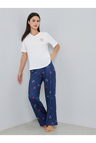 Styli V Neck Bow Print T-Shirt and Pyjama Set