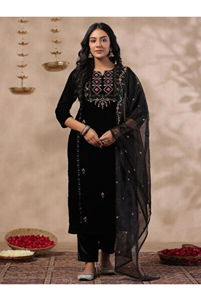 Ishin By Styli 3-Piece Velvet Floral Zari Embroidered Kurta, Pants and Sheer ...