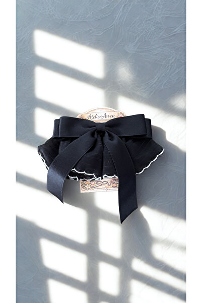 Home Ruffle Detailed Bow Buckle
