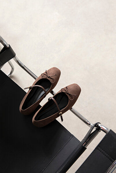 STRASWANS Maxy Kadın Fiyonk Detay Süet Babet Kahve