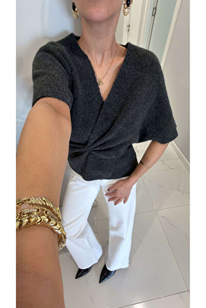 BİRCANÇİL Golle Anthracite Bat Sleeve Design Knitwear