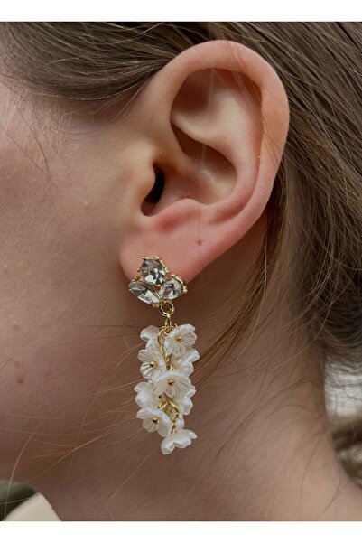 uyguntakıaksesuar Sparkling Stone and Floral Detail Dangle Earrings – Elegant...