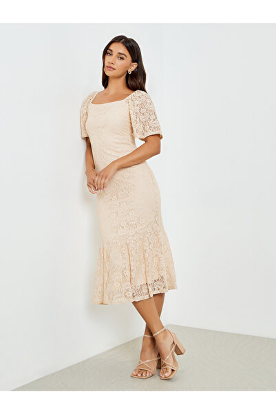 Styli Women Beige Lace Mermaid Hem Midi Dress