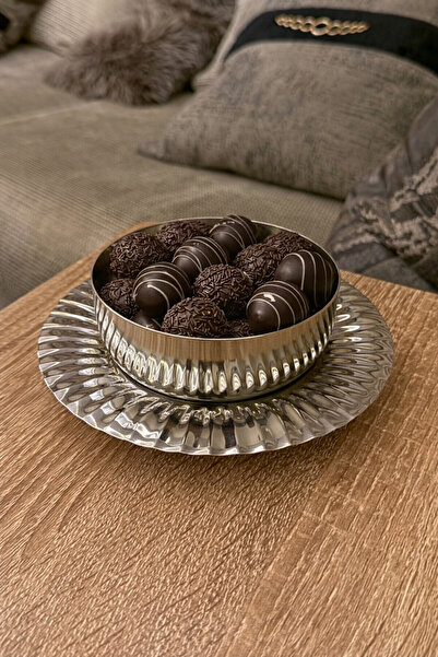 Palaces Indian steel chocolate serving dish
