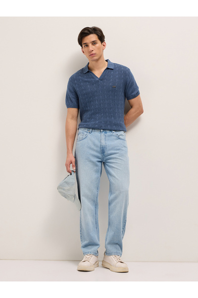 The Bear House By Styli Men Mid-Rise Straight Fit Light Fade Jeans