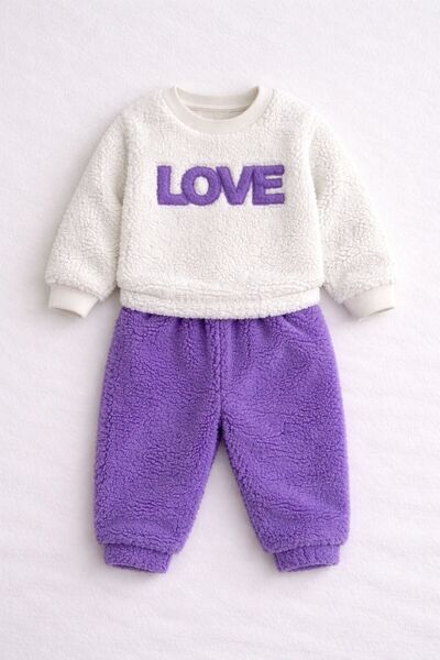 ozbaby.com Kız Bebek Kışlık Kuzu Polar Peluş Takım – LOVE Nakışlı Yumuşak Sıc...