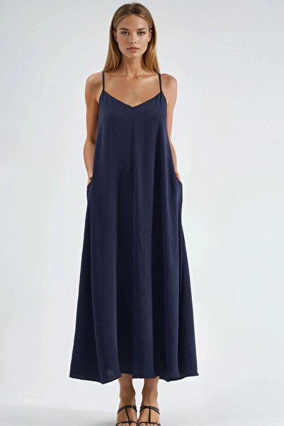 Hiccup V-Neck A-Form Maxi Dress