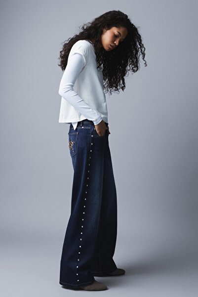 Bershka Yıldız zımbalı düşük bel baggy fit jean