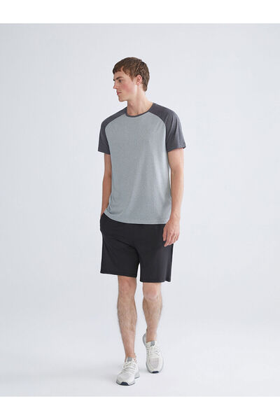 LC Waikiki شورت رجالي من Peak New Season ذو قالب قياسي وحزام مطاطي