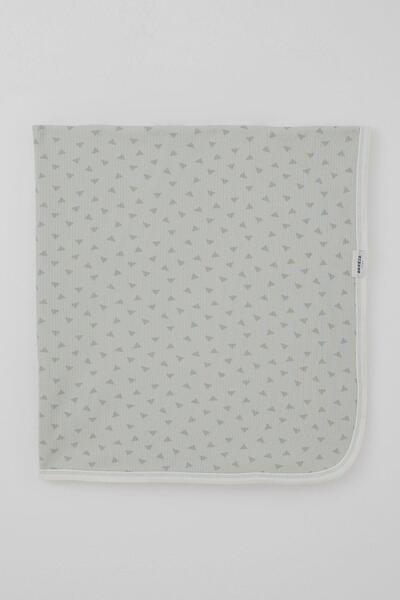 Breeze Newborn Baby Blanket with Tiny Triangles Pattern, Standard, Water Green