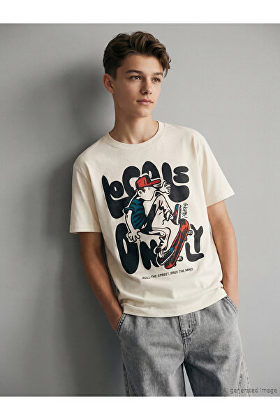 LC Waikiki Peak New Season Crew Neck Printed Boys' T-Shirt