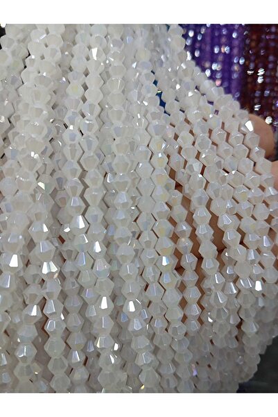 Ralp Moda 4mm Pyramid Crystal Glass Beads 10 Strands Total: 800 Beads