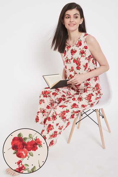 Clovia طقم بيجاما وبلوزة مزينة بنقوش زهور جميلة من كريب البيج